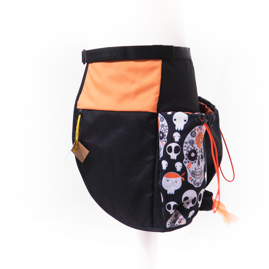 pomarańczowe czaszki